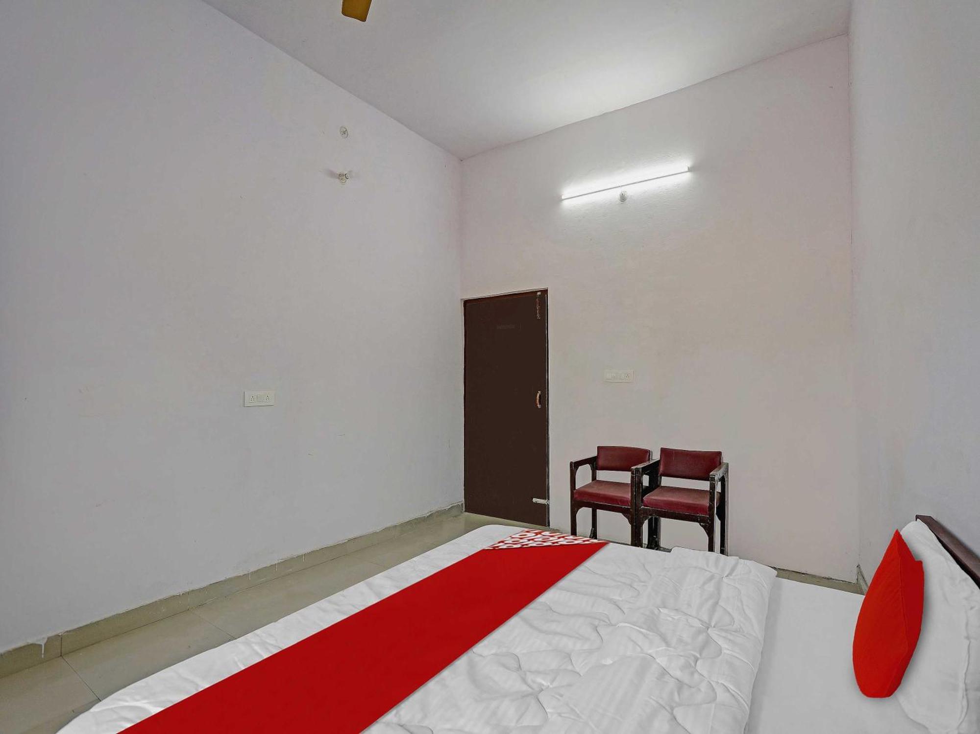 Super Hotel O Easy Stay Inn Lucknow Exterior photo