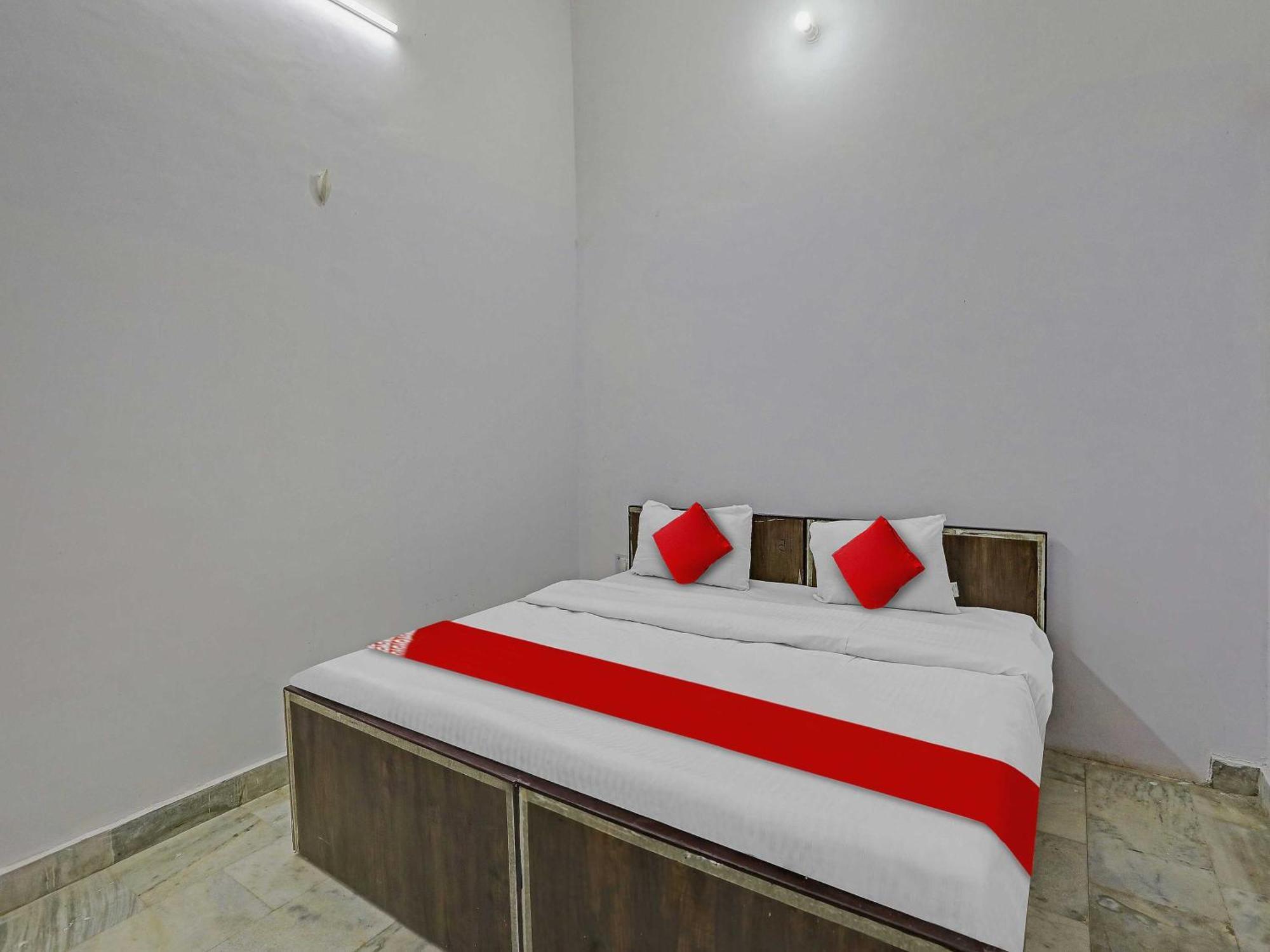 Super Hotel O Easy Stay Inn Lucknow Exterior photo