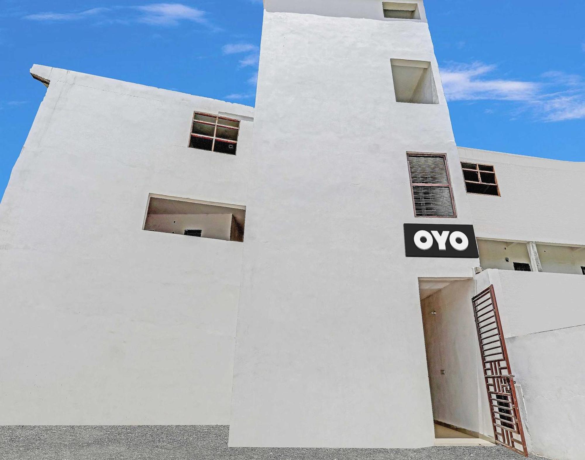Super Hotel O Easy Stay Inn Lucknow Exterior photo