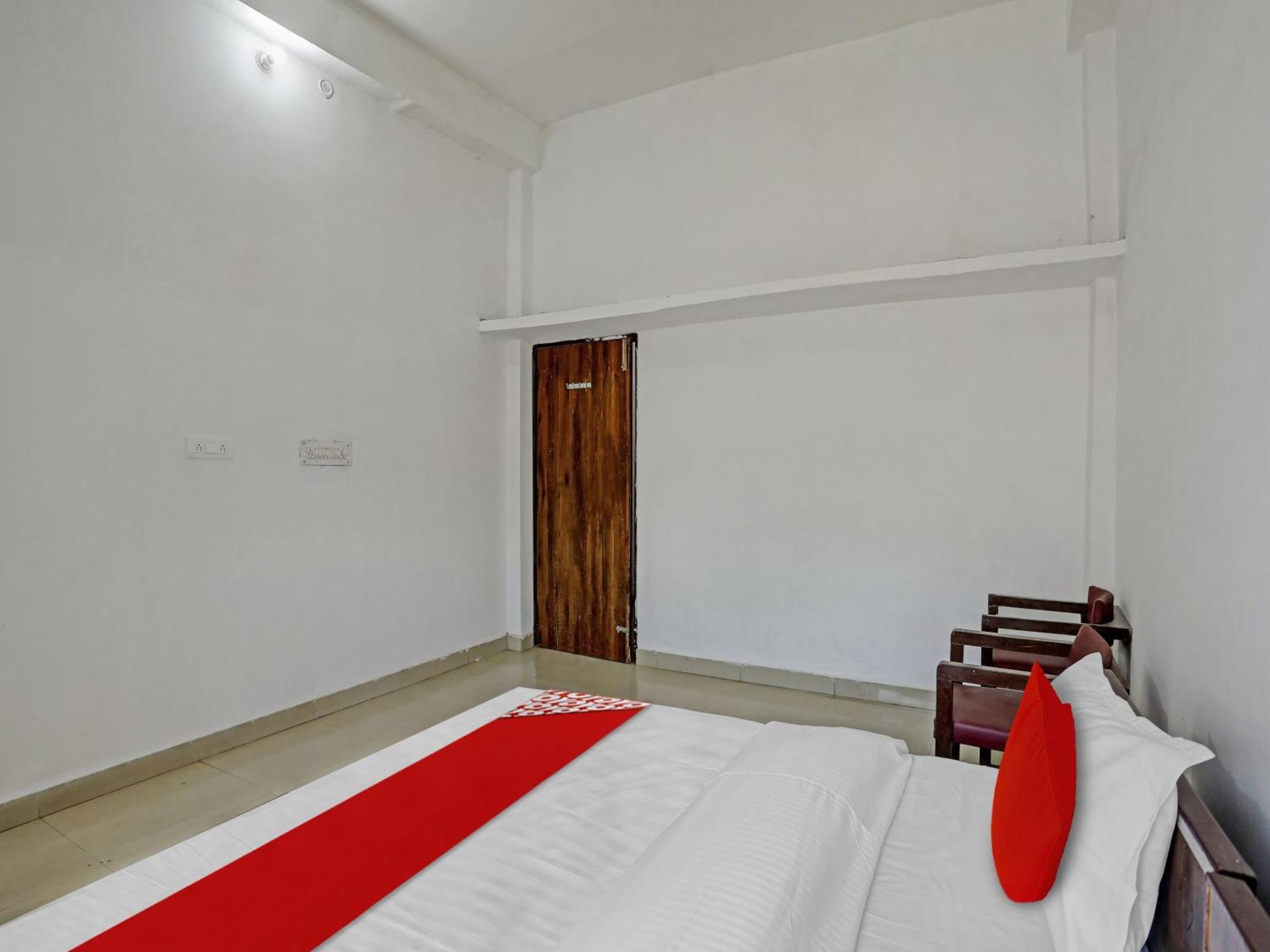 Super Hotel O Easy Stay Inn Lucknow Exterior photo