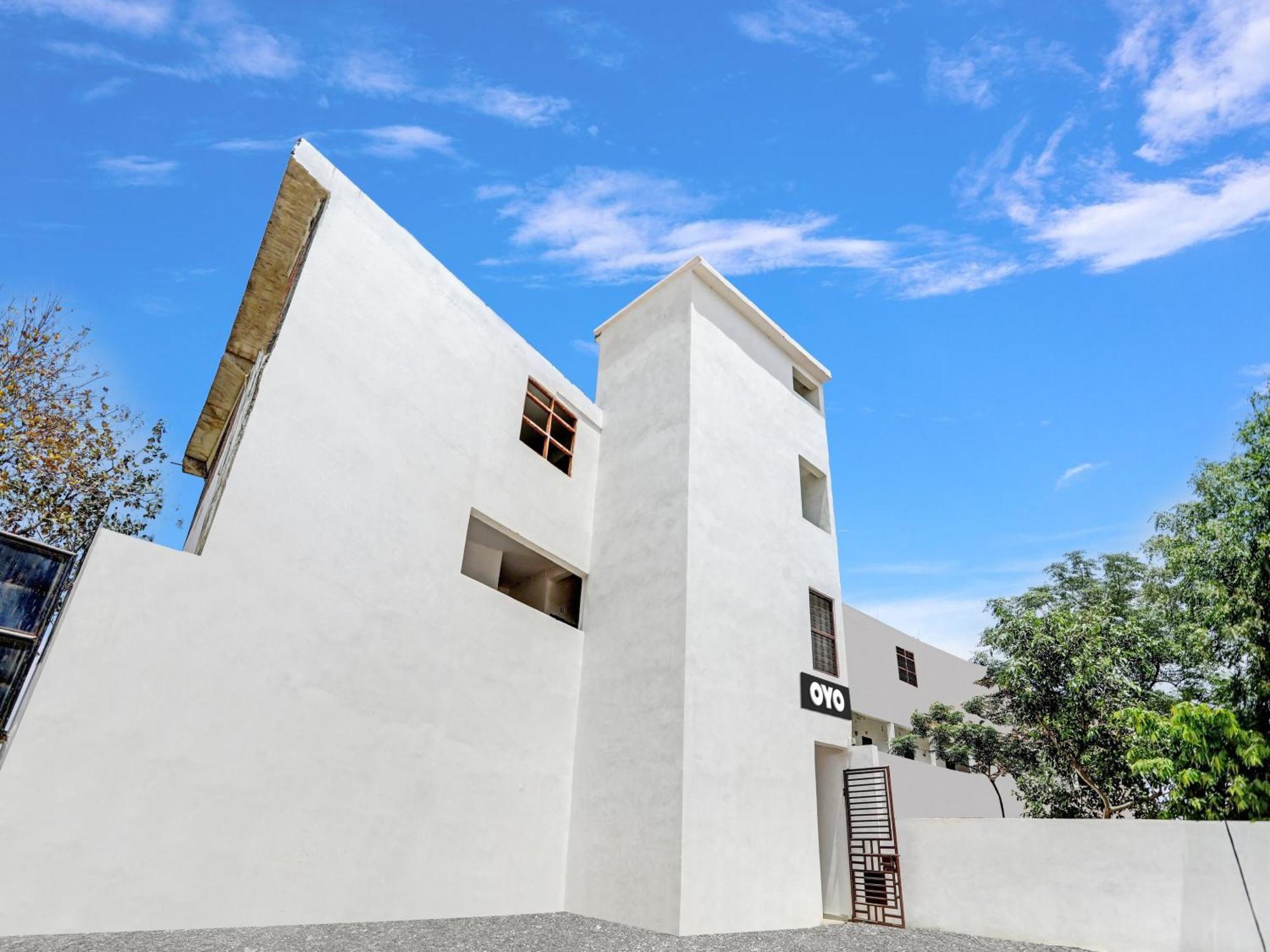 Super Hotel O Easy Stay Inn Lucknow Exterior photo
